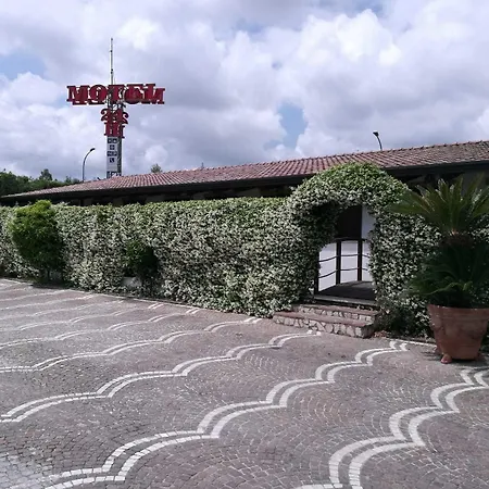 24h Hotel 3*