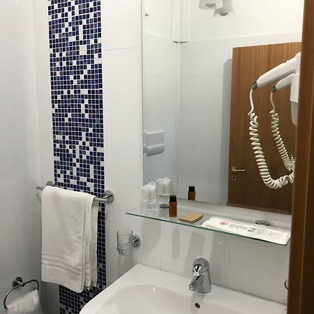 Hotel 24h Aversa