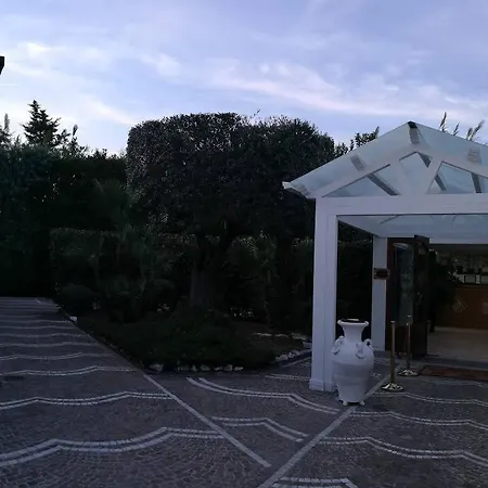 24h Hotel 3*